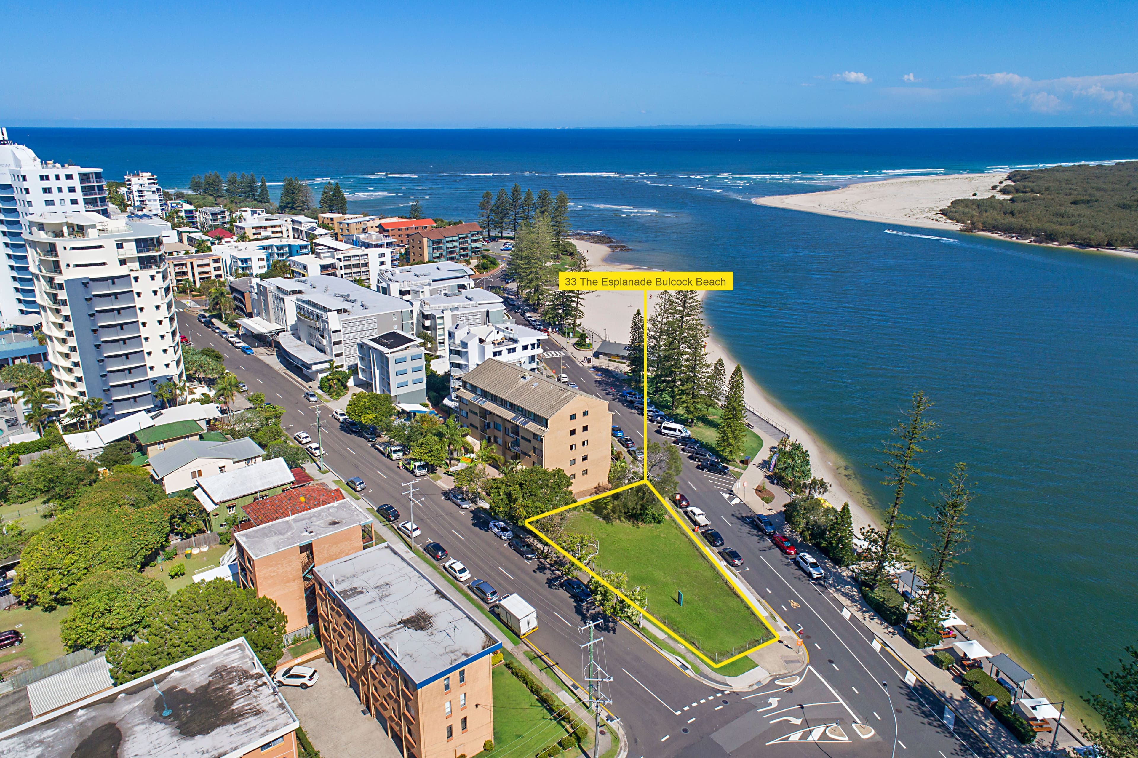 33 Esplanade Bulcock Beach, Caloundra QLD 4551, Caloundra - Thumbnail 2