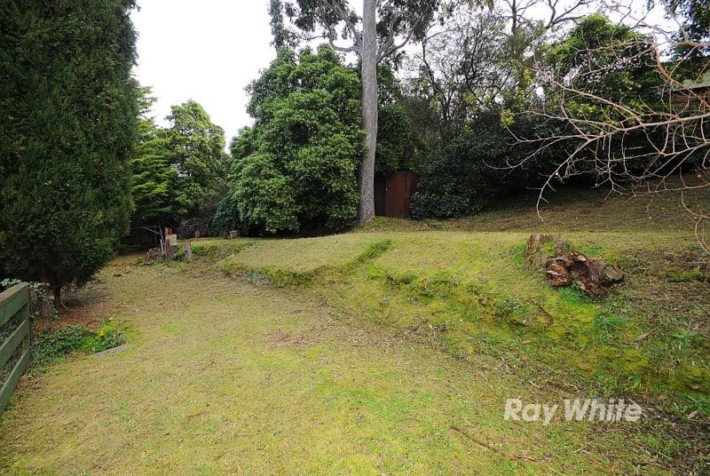 22 Craig Avenue, FERNTREE GULLY VIC 3156, Ferntree Gully - Thumbnail 2