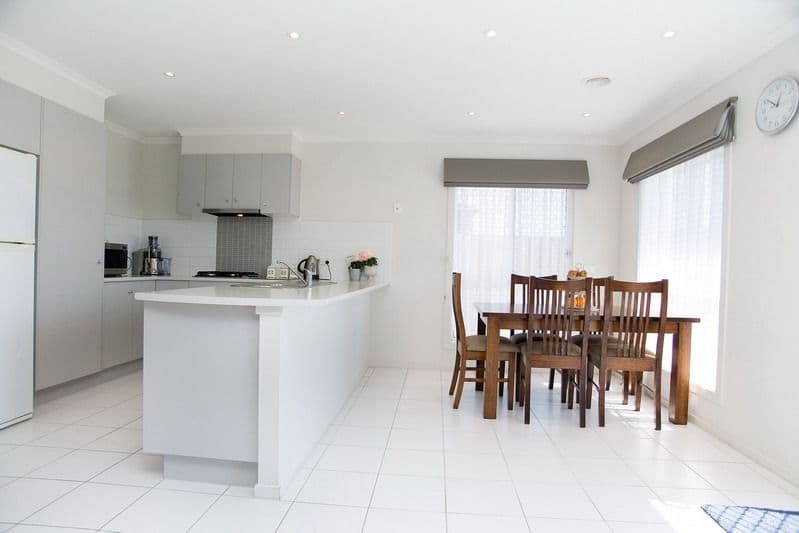 53 Shaftesbury Drive, EPPING VIC 3076, Epping - Thumbnail 2