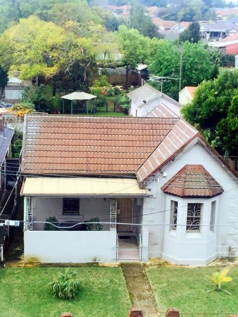 4 Broughton Street, Canterbury - Image 1