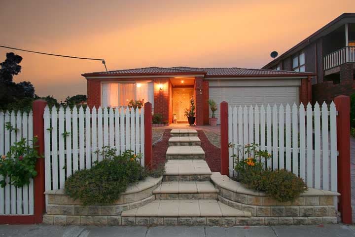 20 Moresby Street, Oakleigh South VIC 3167, Oakleigh South - Image 1