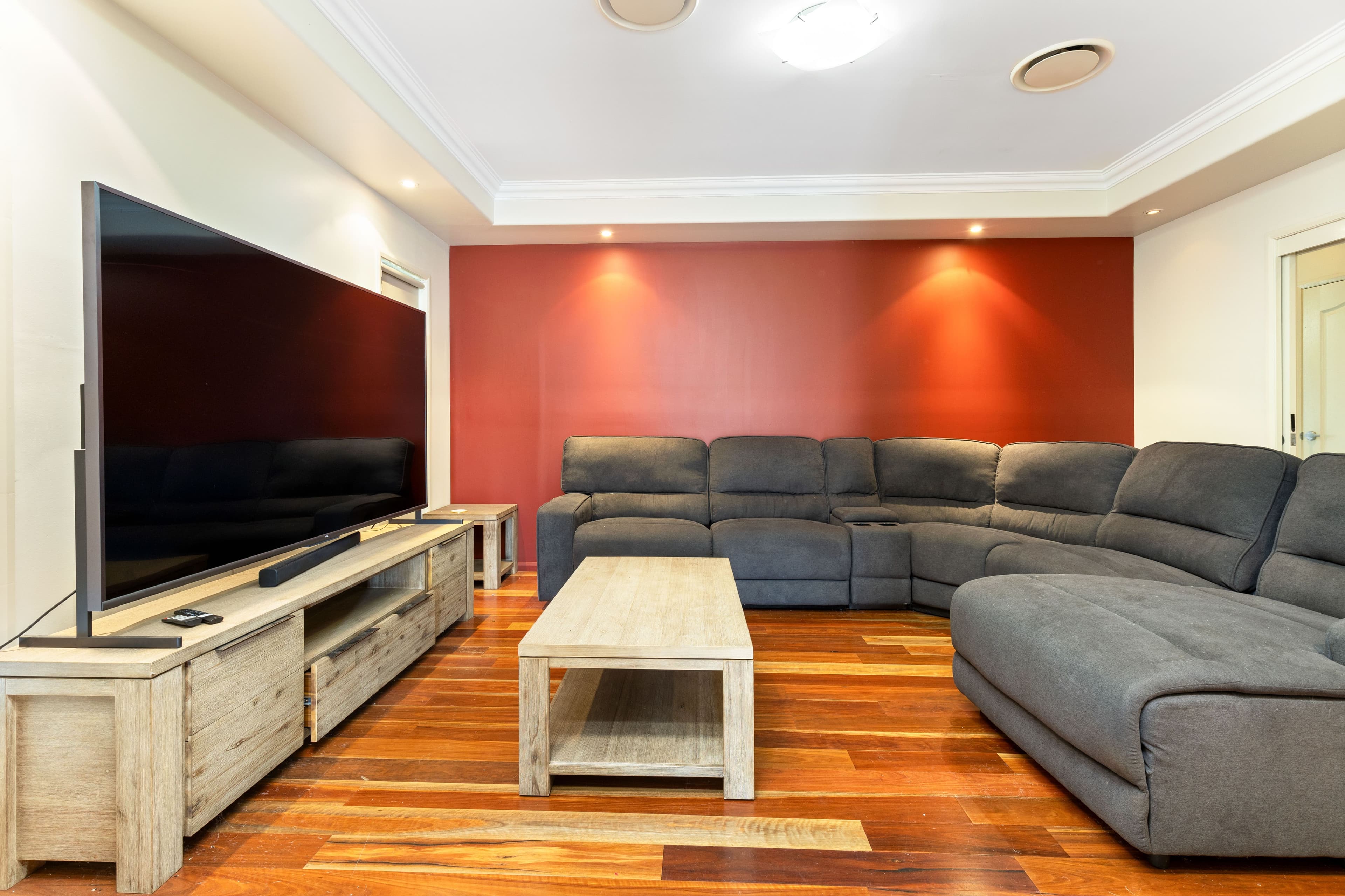 24 Kidd Street, Emerald QLD 4720, Emerald - Thumbnail 8