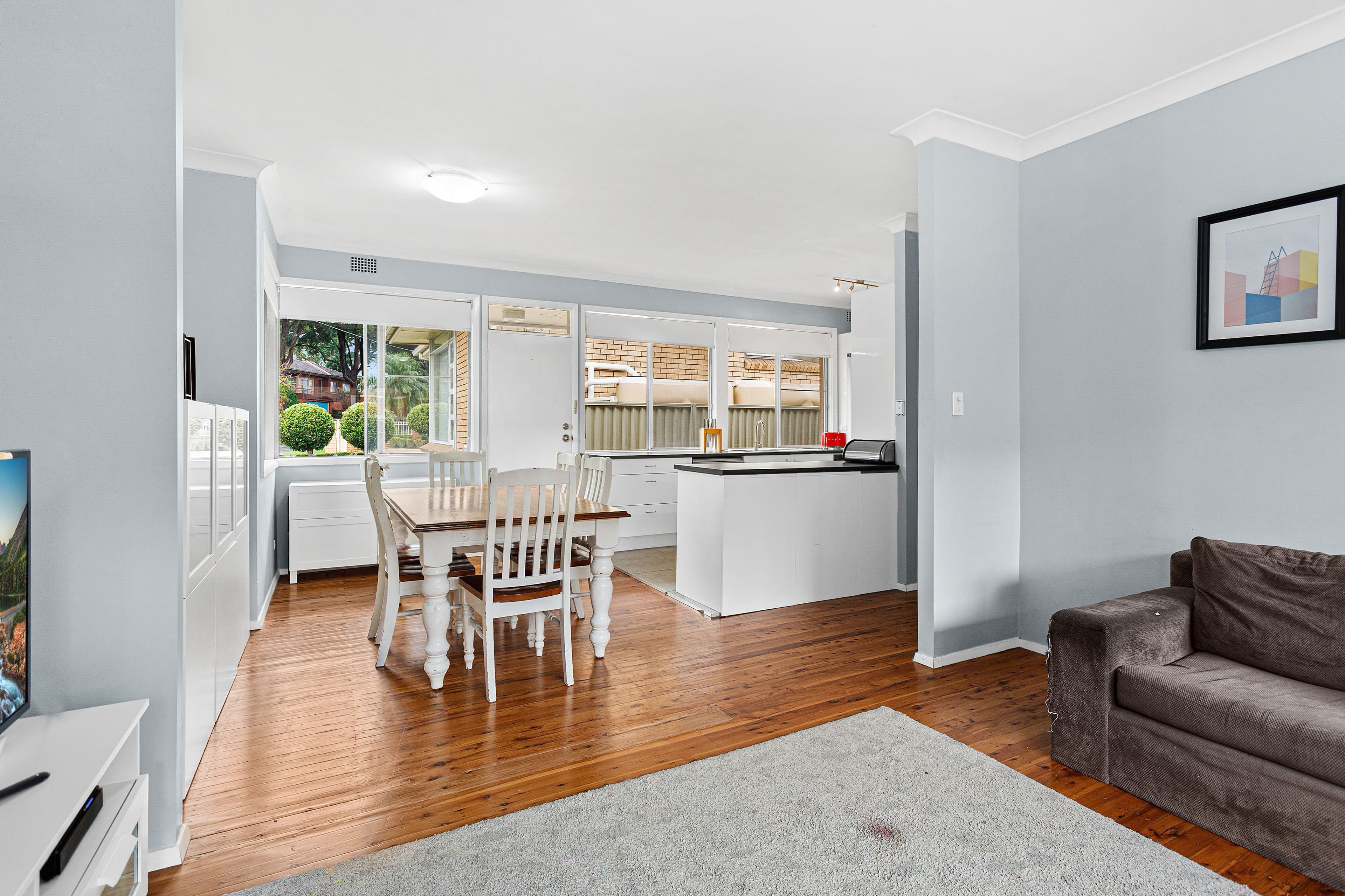 10 Kerrie Crescent, Peakhurst NSW 2210, Peakhurst - Thumbnail 4