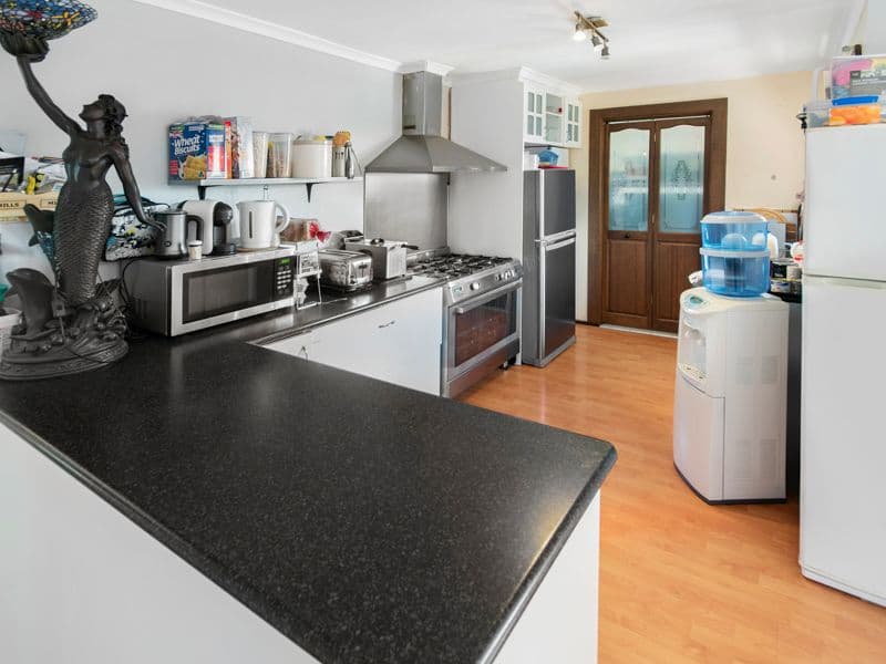 52 O'Neills Road, Melton VIC 3337, Melton - Thumbnail 2