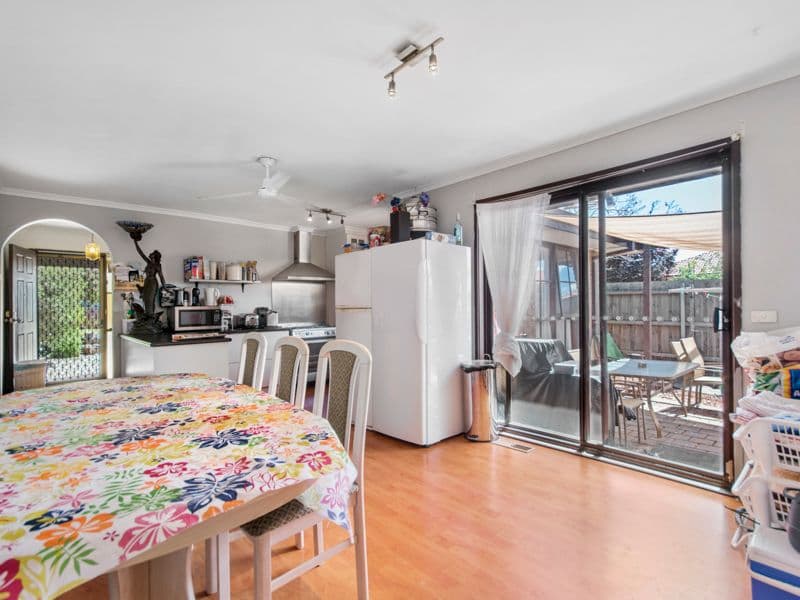 52 O'Neills Road, Melton VIC 3337, Melton - Thumbnail 3