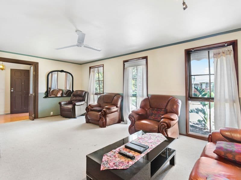 52 O'Neills Road, Melton VIC 3337, Melton - Thumbnail 4