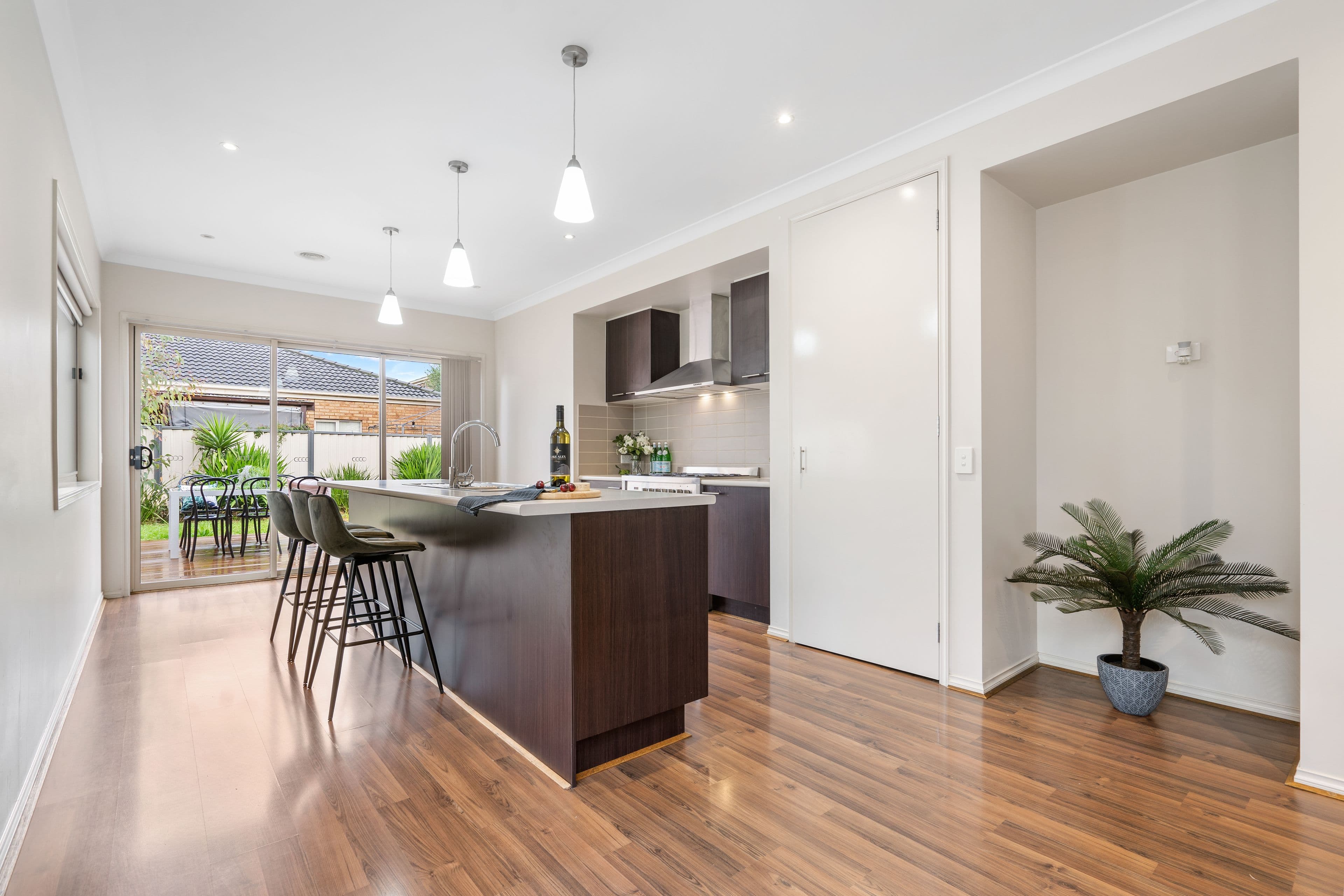 77 Hemsley Promenade, Point Cook VIC 3030, Point Cook - Thumbnail 2
