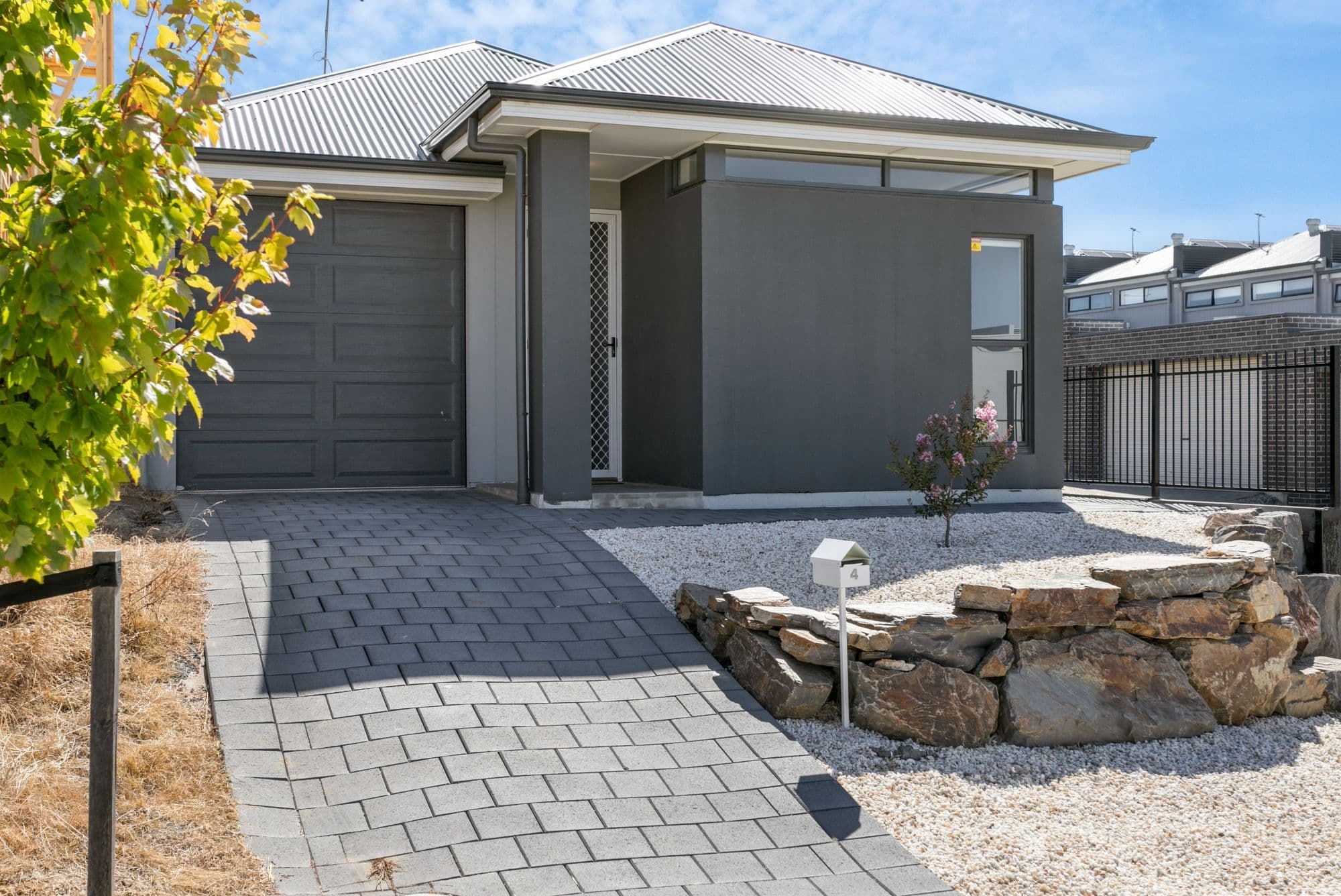 4 Wimbledon Close, Mount Barker SA 5251, Mount Barker - Image 1