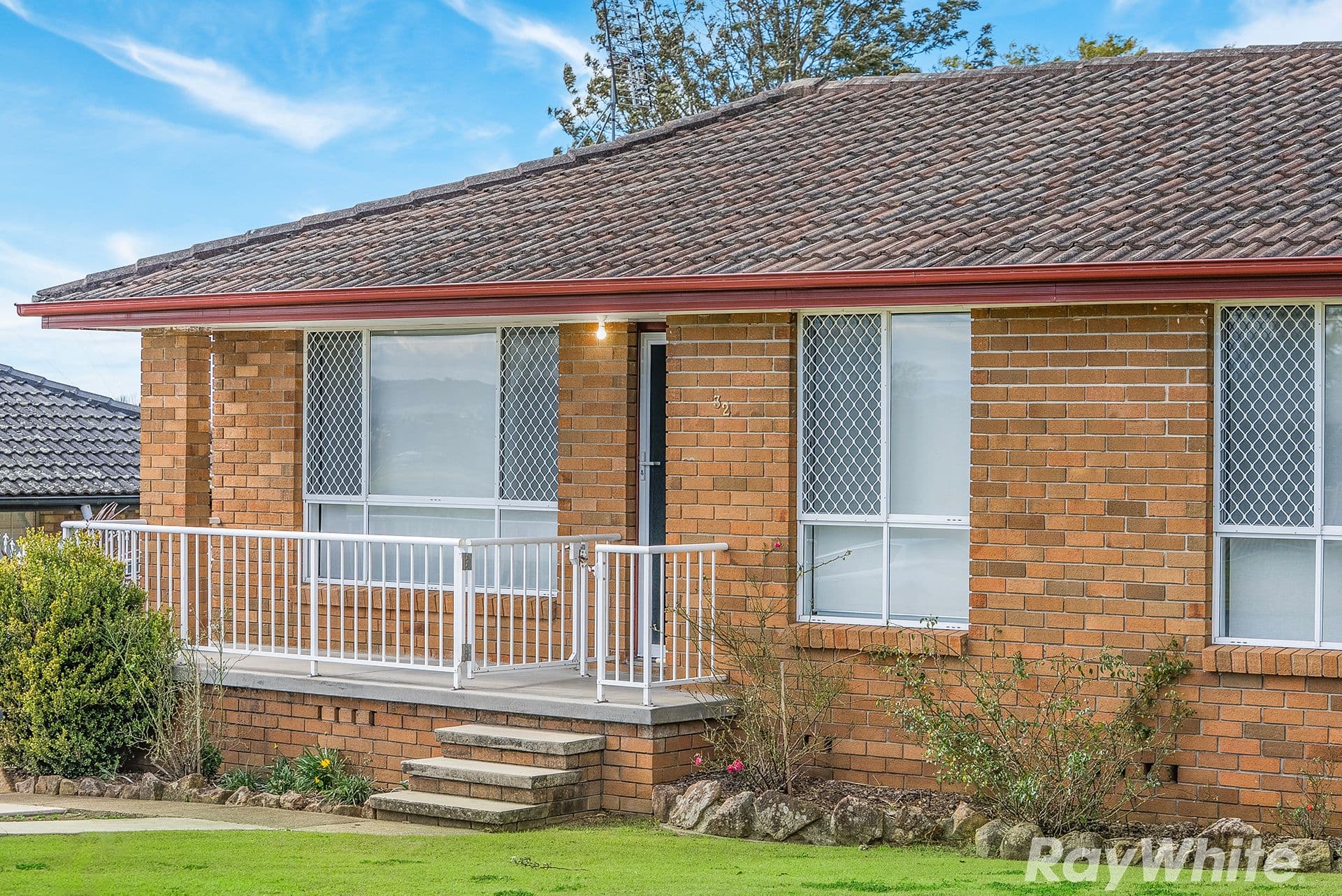 32 Crofton Avenue, Tenambit NSW 2323, Tenambit - Thumbnail 2