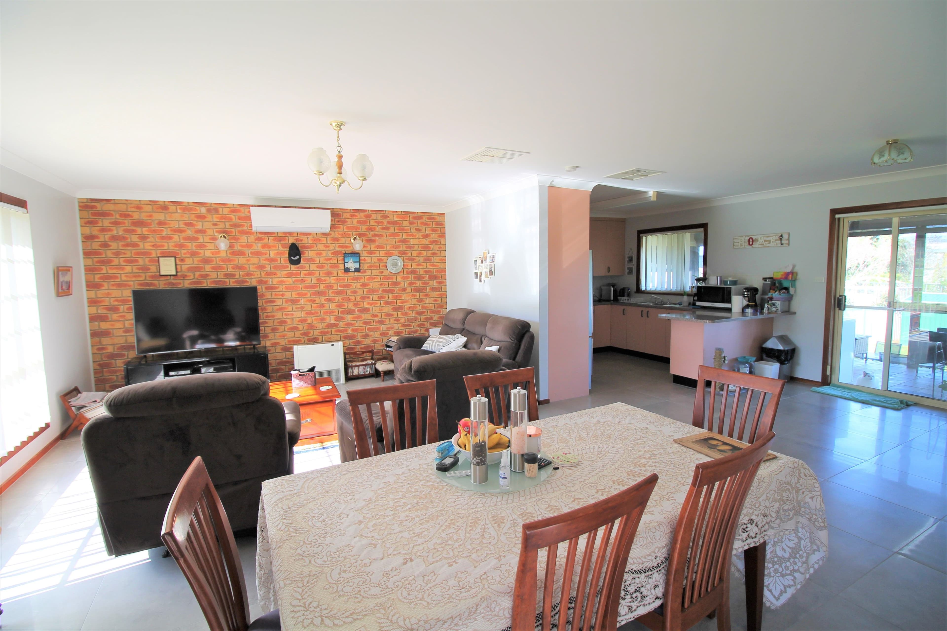 2 Tadros Avenue, Young NSW 2594, Young - Thumbnail 2