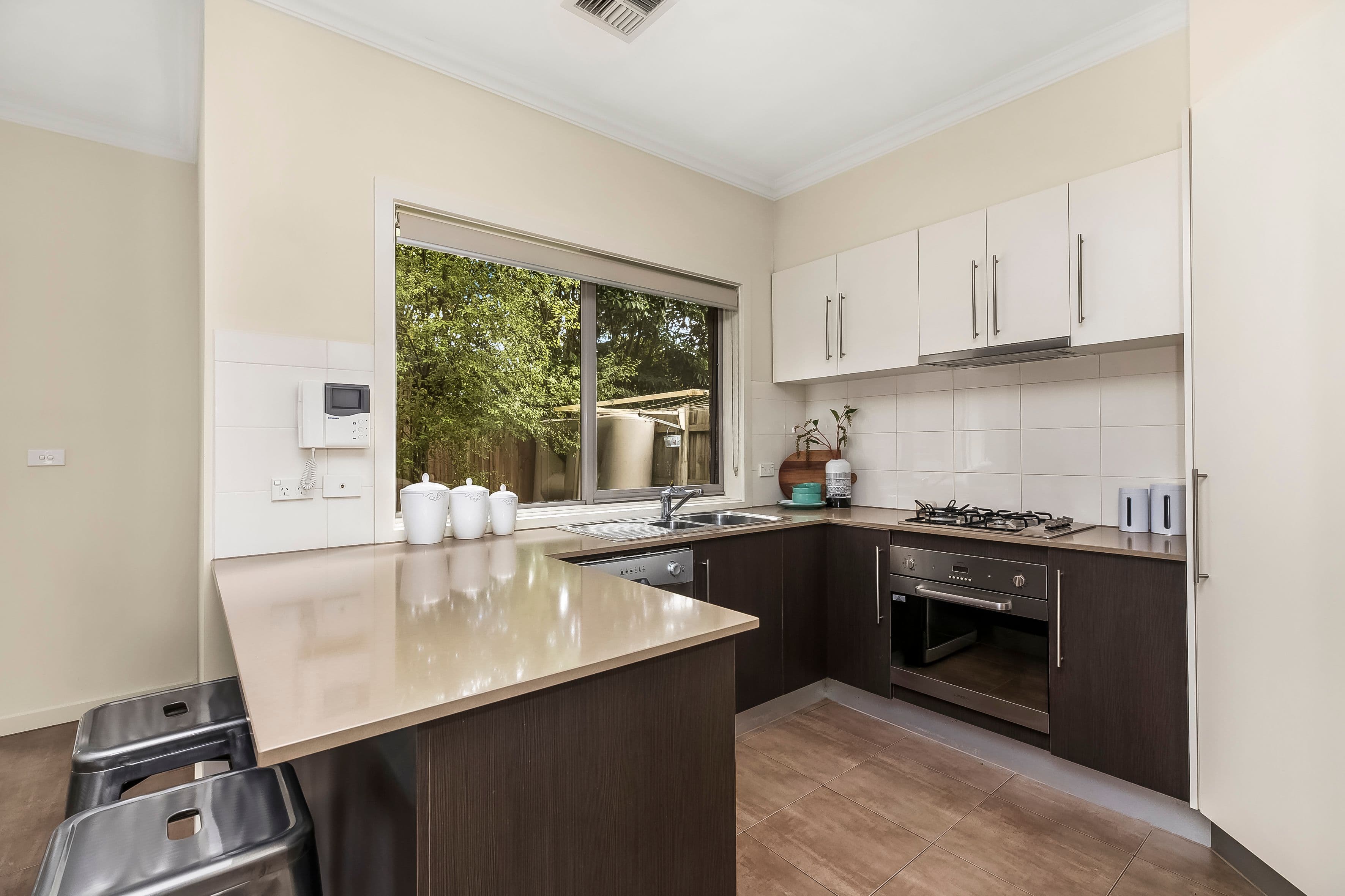 33 Panorama Drive, Forest Hill VIC 3131, Forest Hill - Thumbnail 5
