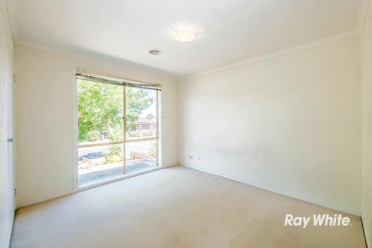 31 Bates Street, Cranbourne West VIC 3977, Cranbourne West - Thumbnail 8