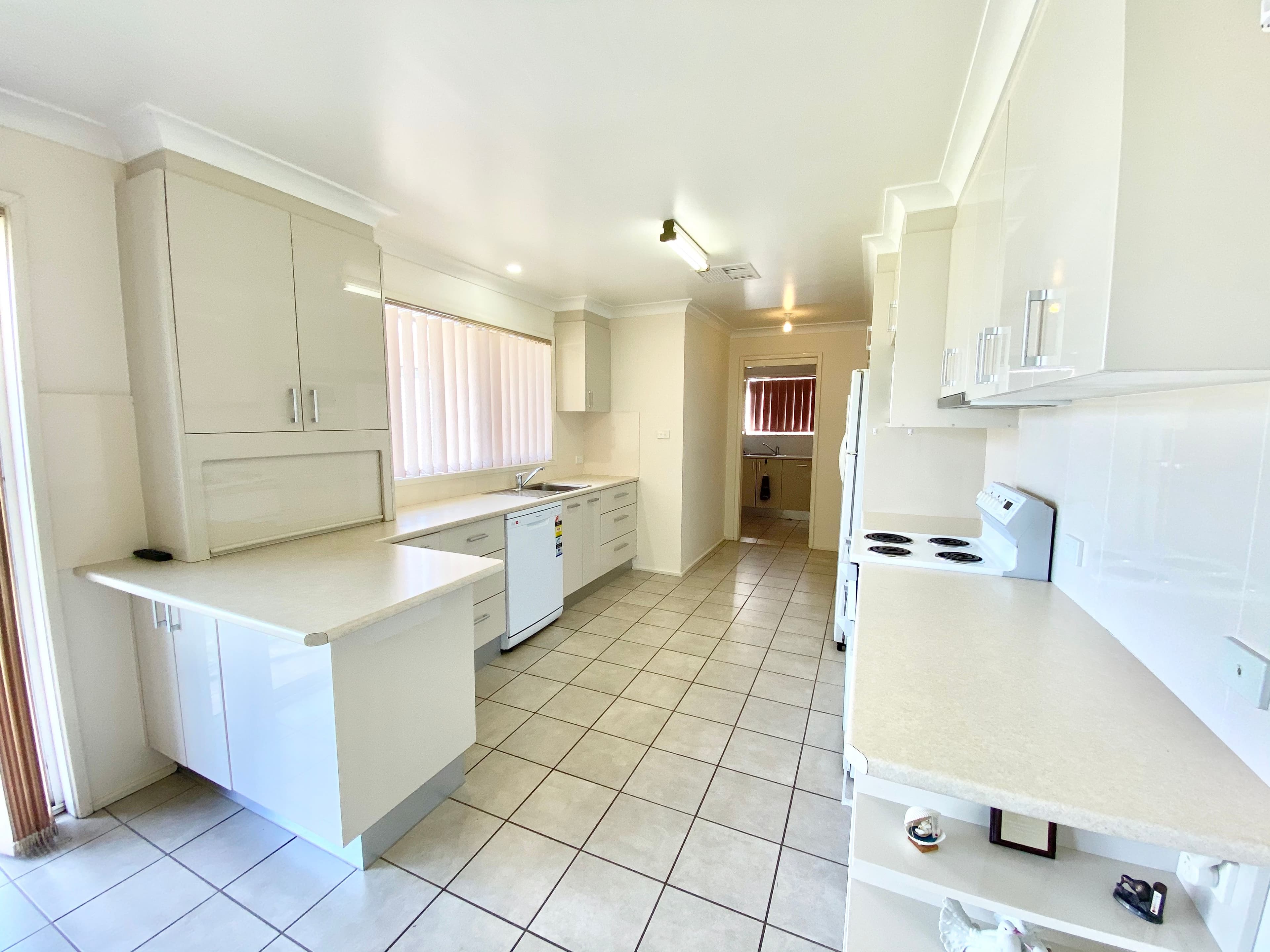 14 Scrivener Street, Forbes NSW 2871, Forbes - Thumbnail 4