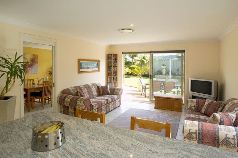 6 Waterside Grove, WARRIEWOOD NSW 2102, Warriewood - Thumbnail 4