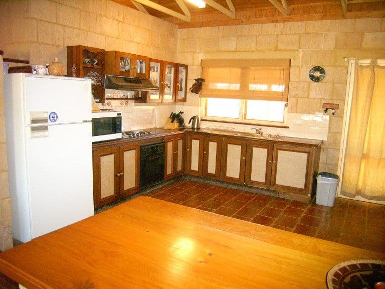 50 Vincent Street, DONGARA WA 6525, Dongara - Thumbnail 3