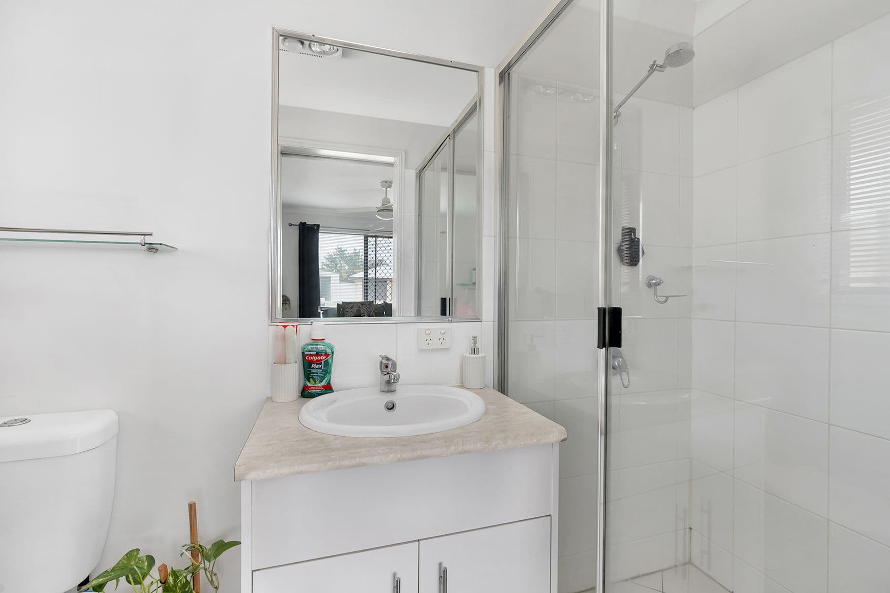 31 Mayfair Drive, Emerald QLD 4720, Emerald - Thumbnail 7