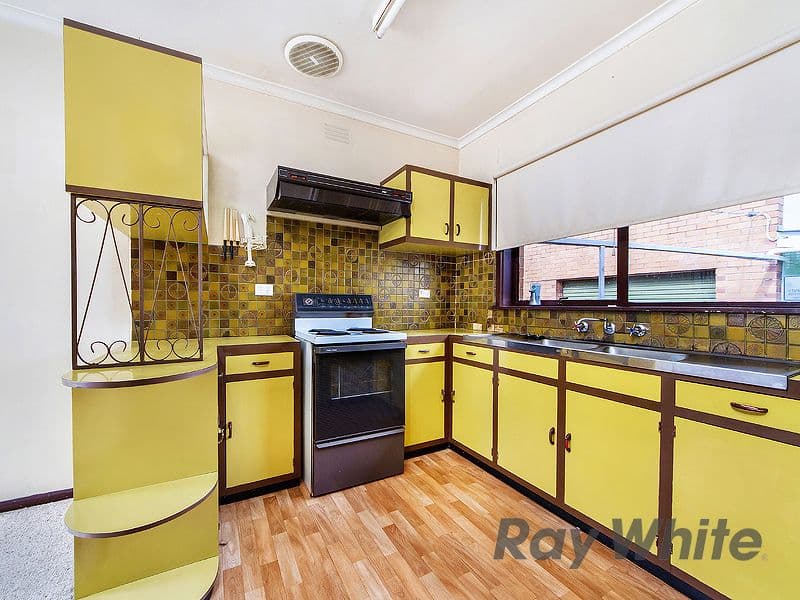 13 Conrad Street, St Albans VIC 3021, St Albans - Thumbnail 5