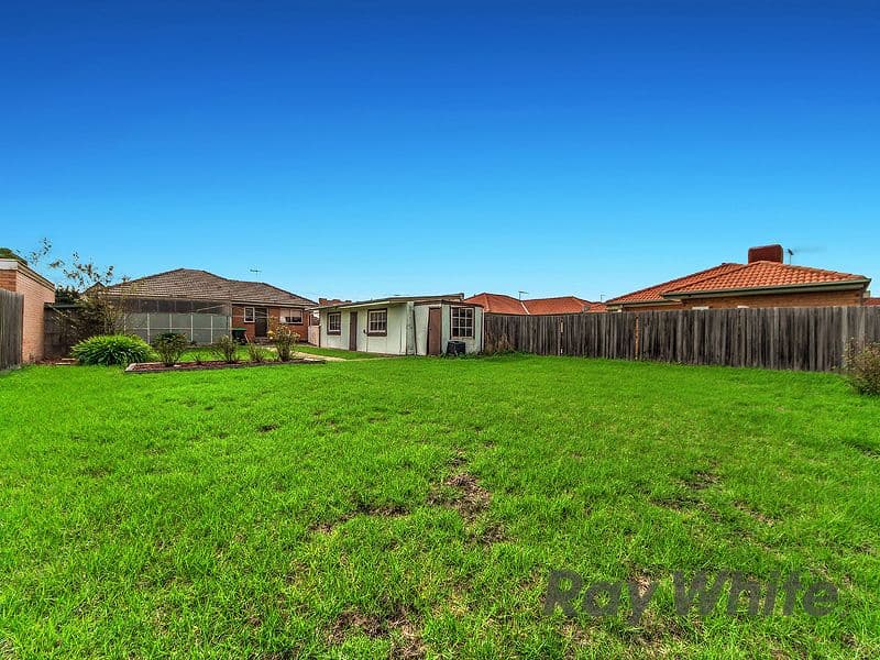13 Conrad Street, St Albans VIC 3021, St Albans - Thumbnail 8