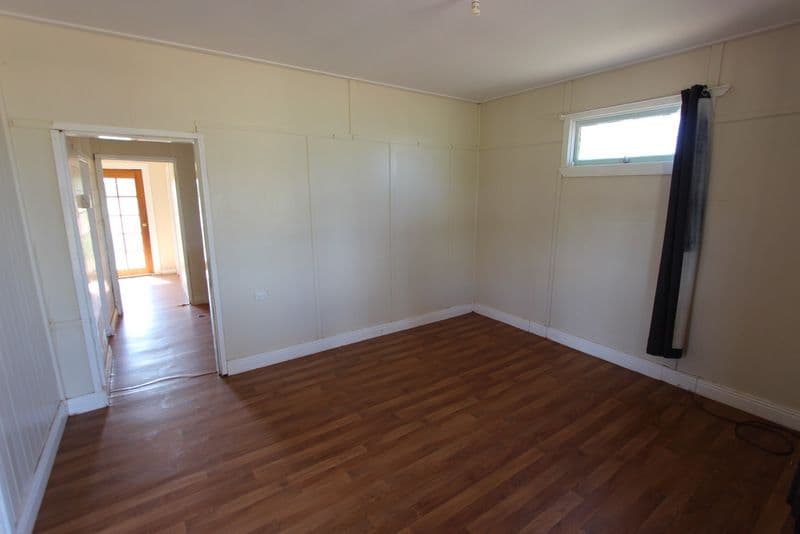 48 Jupp Street, Charleville QLD 4470, Charleville - Thumbnail 3