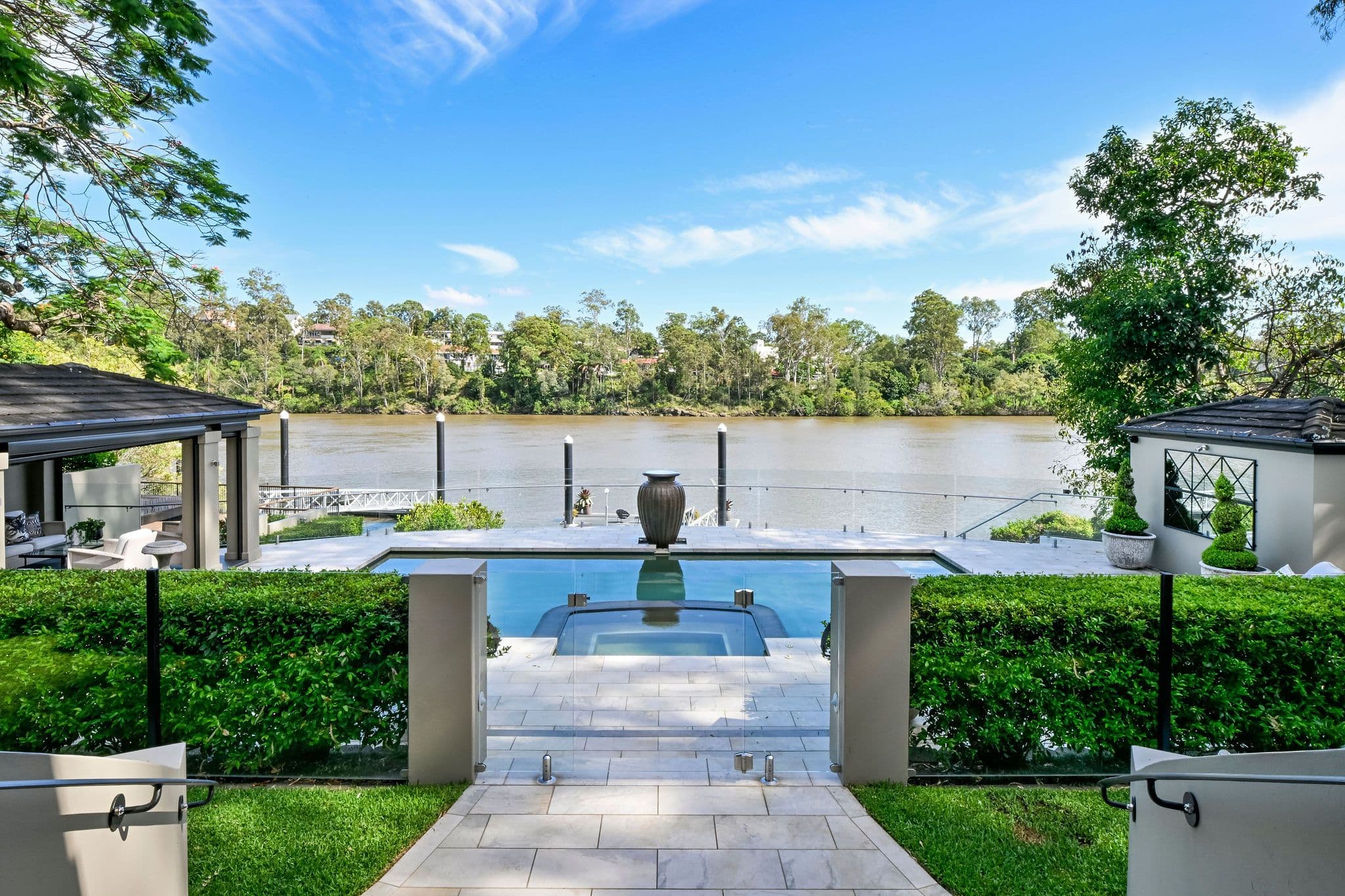375 Brisbane Corso, Yeronga QLD 4104, Yeronga - Thumbnail 2