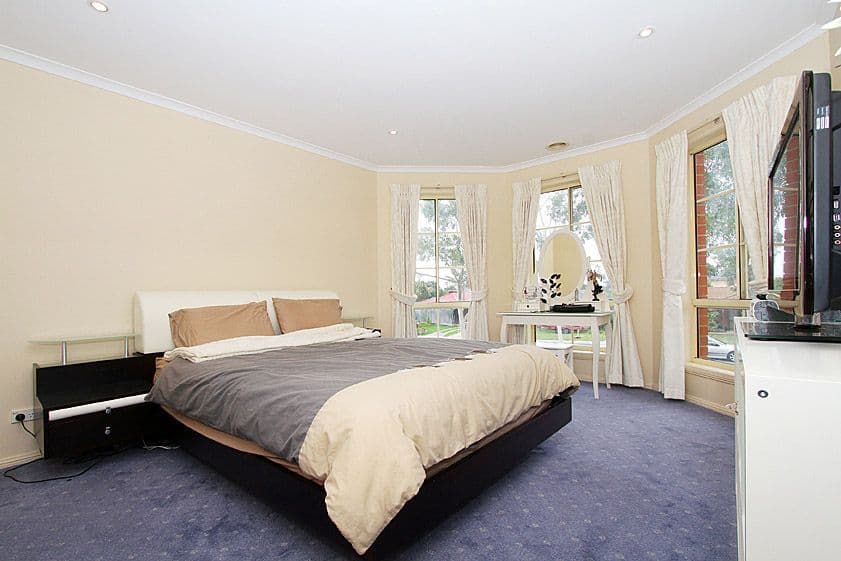 218 Betula Avenue, MILL PARK VIC 3082, Mill Park - Thumbnail 6