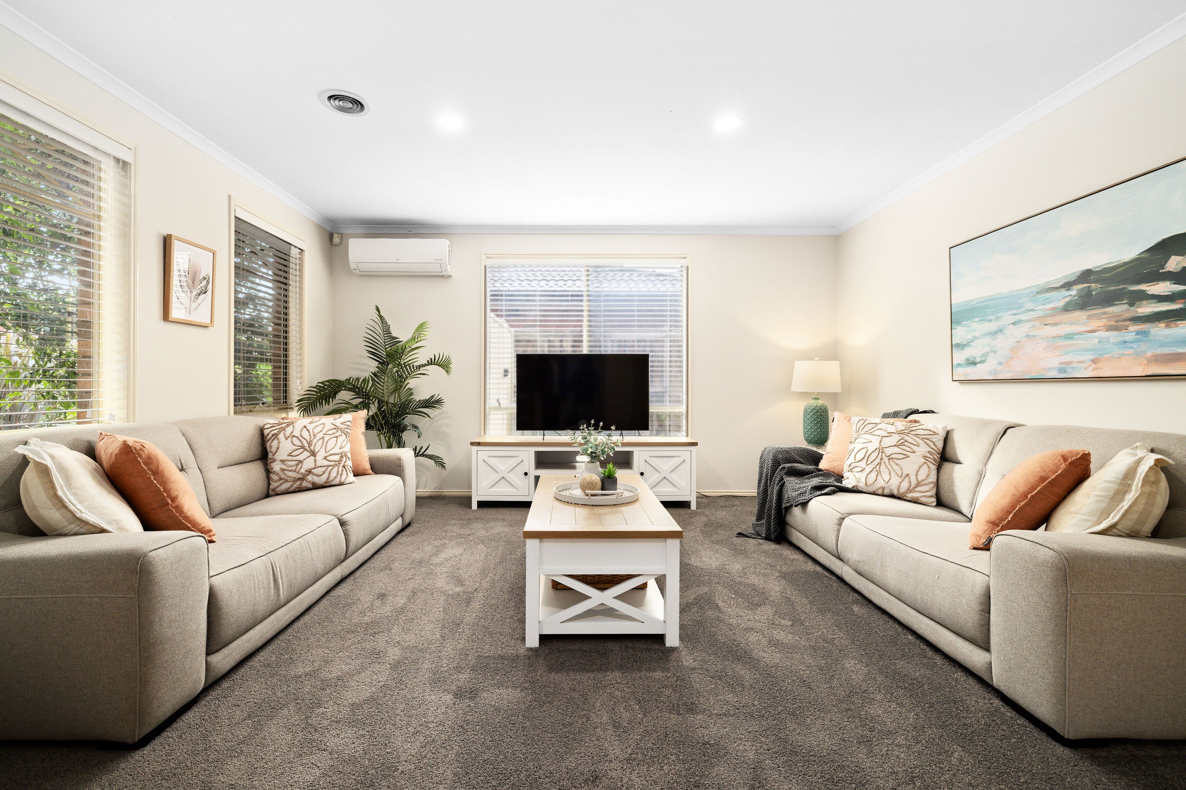 17 Camley Court, Rowville VIC 3178, Rowville - Thumbnail 2