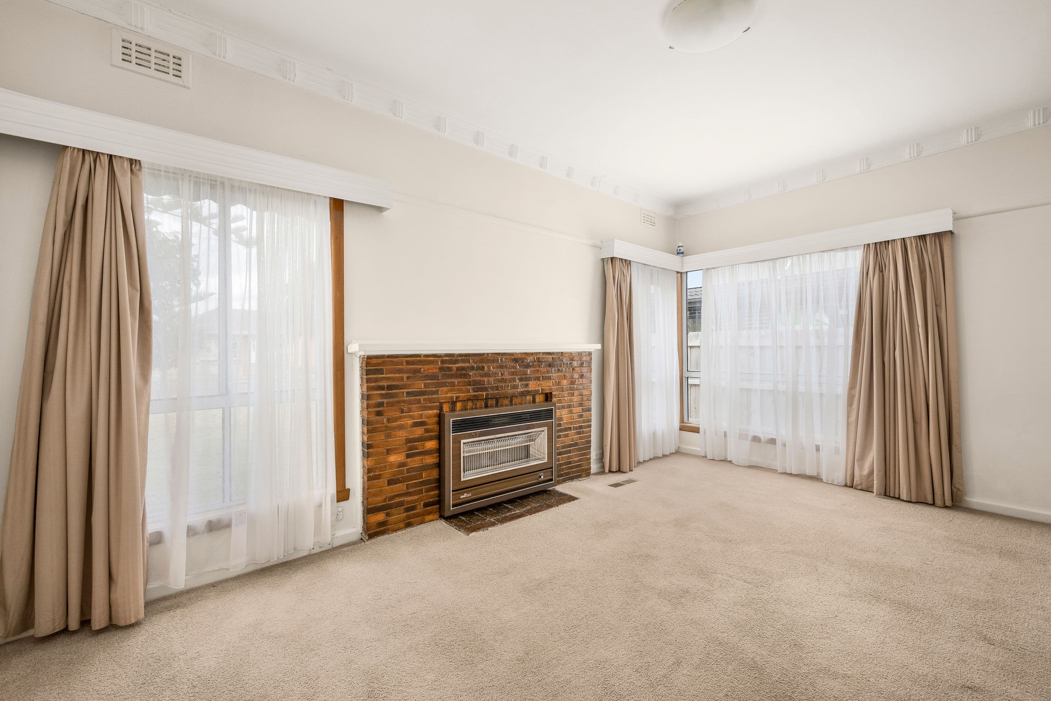 21 Anselm Grove, Glenroy VIC 3046, Glenroy - Thumbnail 2