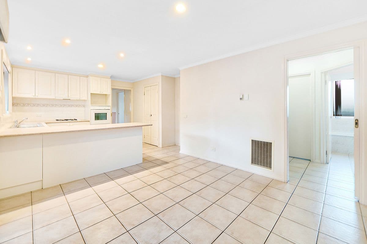 48 Earlsfield Drive, Berwick VIC 3806, Berwick - Thumbnail 7