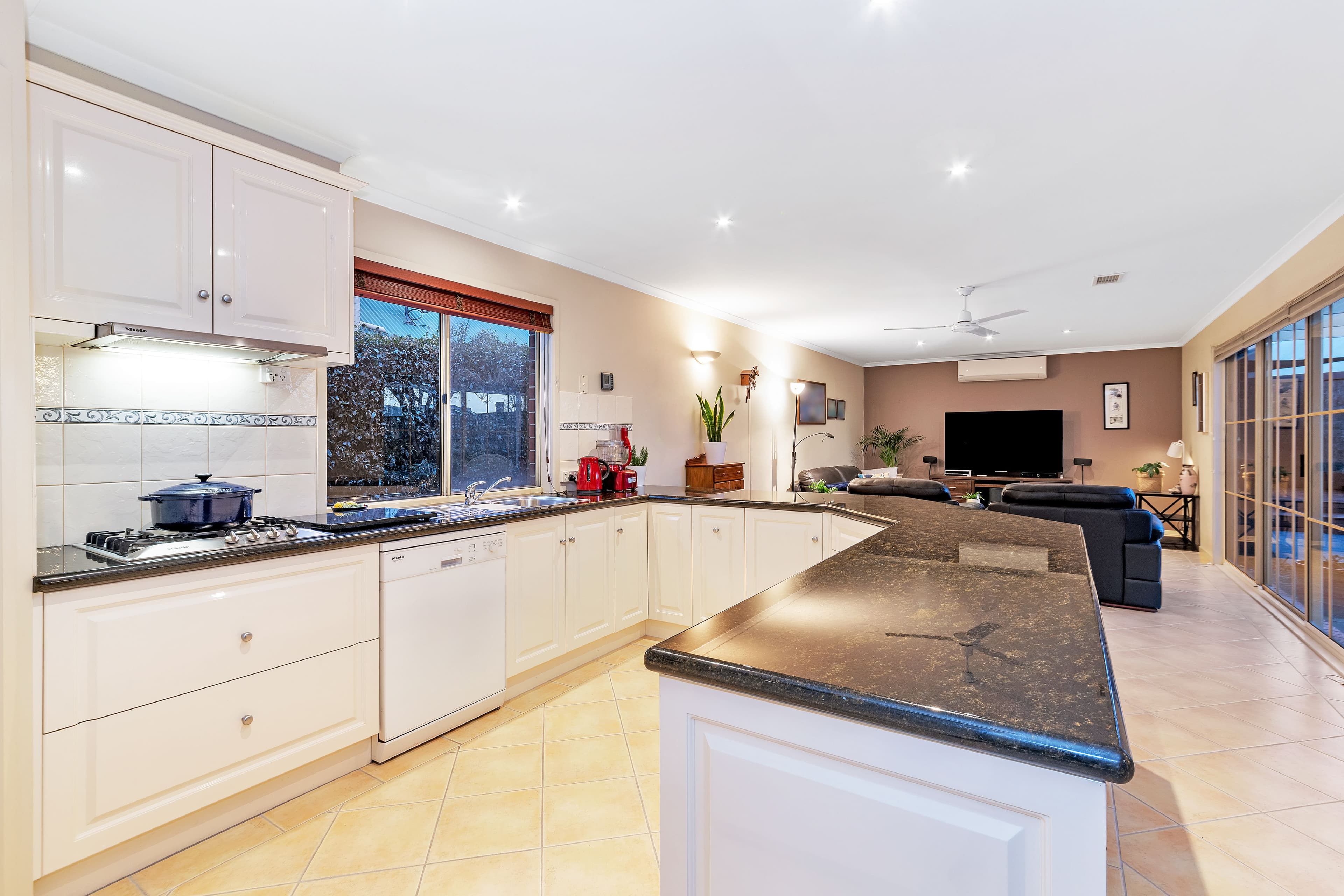 5 Webster Court, Highton VIC 3216, Highton - Thumbnail 5