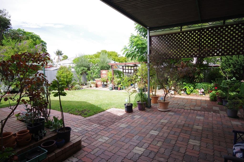 49 Hillsborough Drive, NOLLAMARA WA 6061, Nollamara - Thumbnail 7