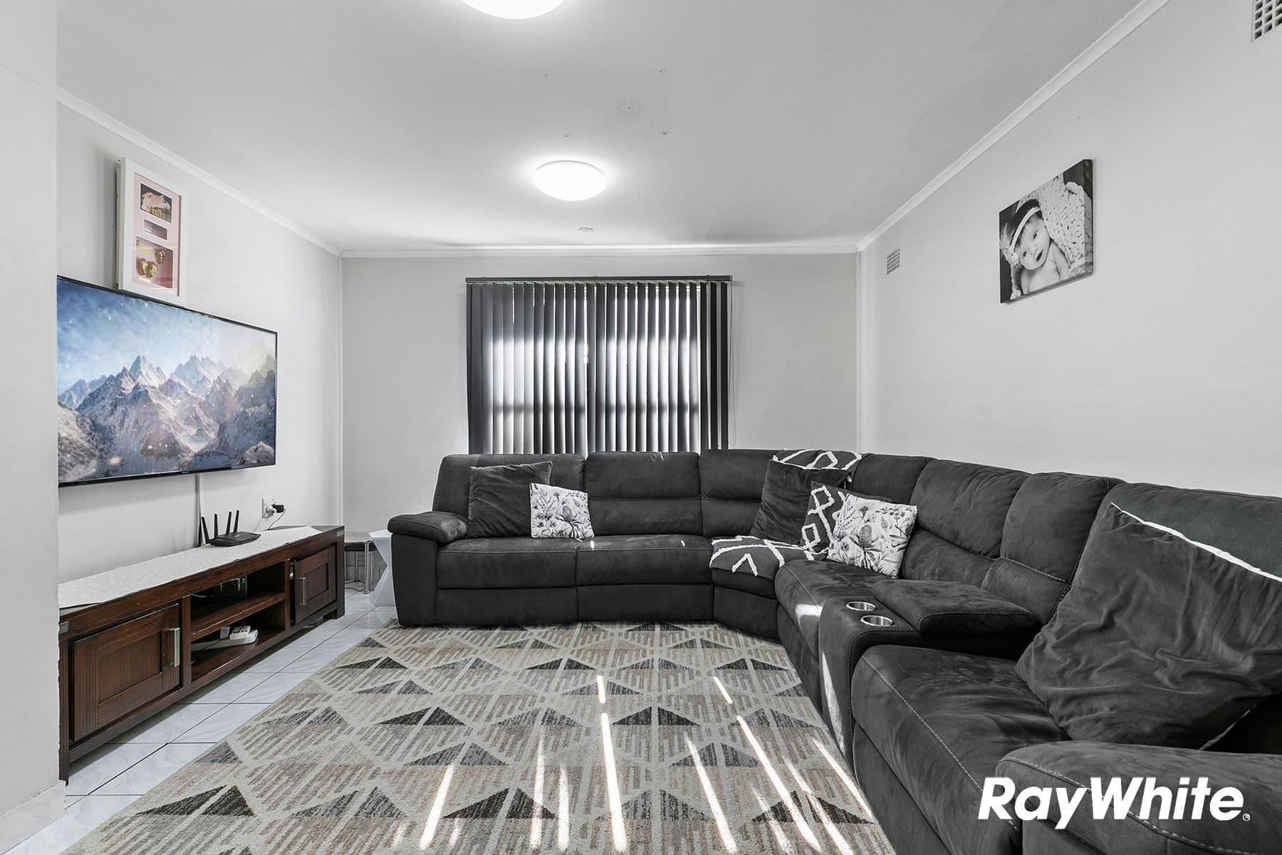 2 Sullivan Avenue, Lurnea NSW 2170, Lurnea - Thumbnail 3