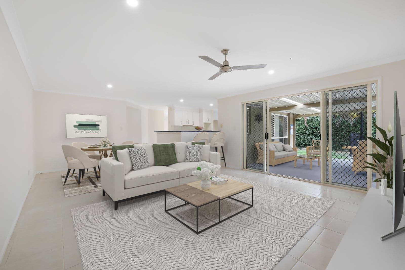 10 Maltravers Drive, Arundel QLD 4214, Arundel - Thumbnail 7