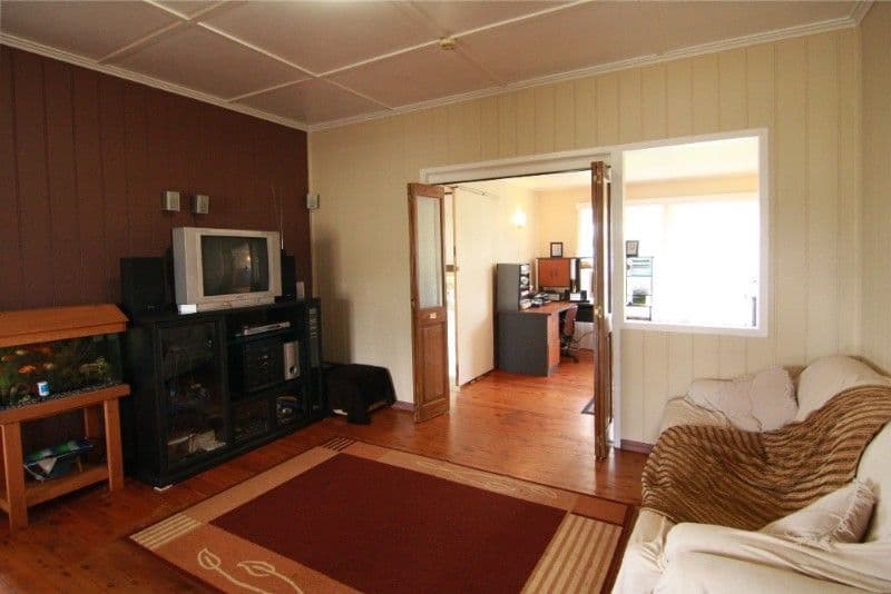 12 Gatfield Street, NEWTOWN QLD 4350, Newtown - Thumbnail 4