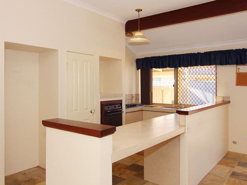 6 Desault Cove, BALLAJURA WA 6066, Ballajura - Thumbnail 8