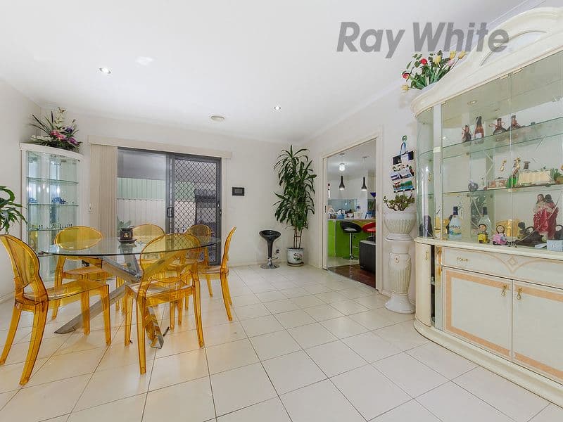 12 Faddie Street, Cairnlea VIC 3023, Cairnlea - Thumbnail 3