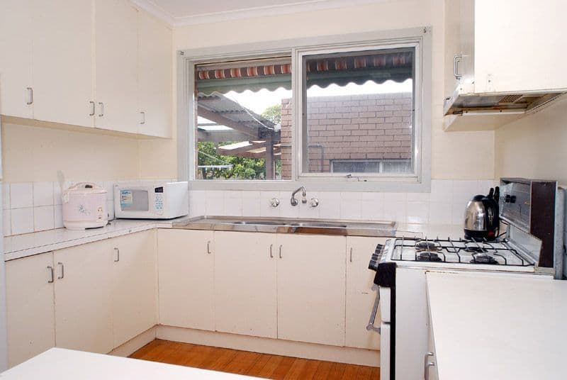 323 Corrigan Road, KEYSBOROUGH VIC 3173, Keysborough - Thumbnail 4