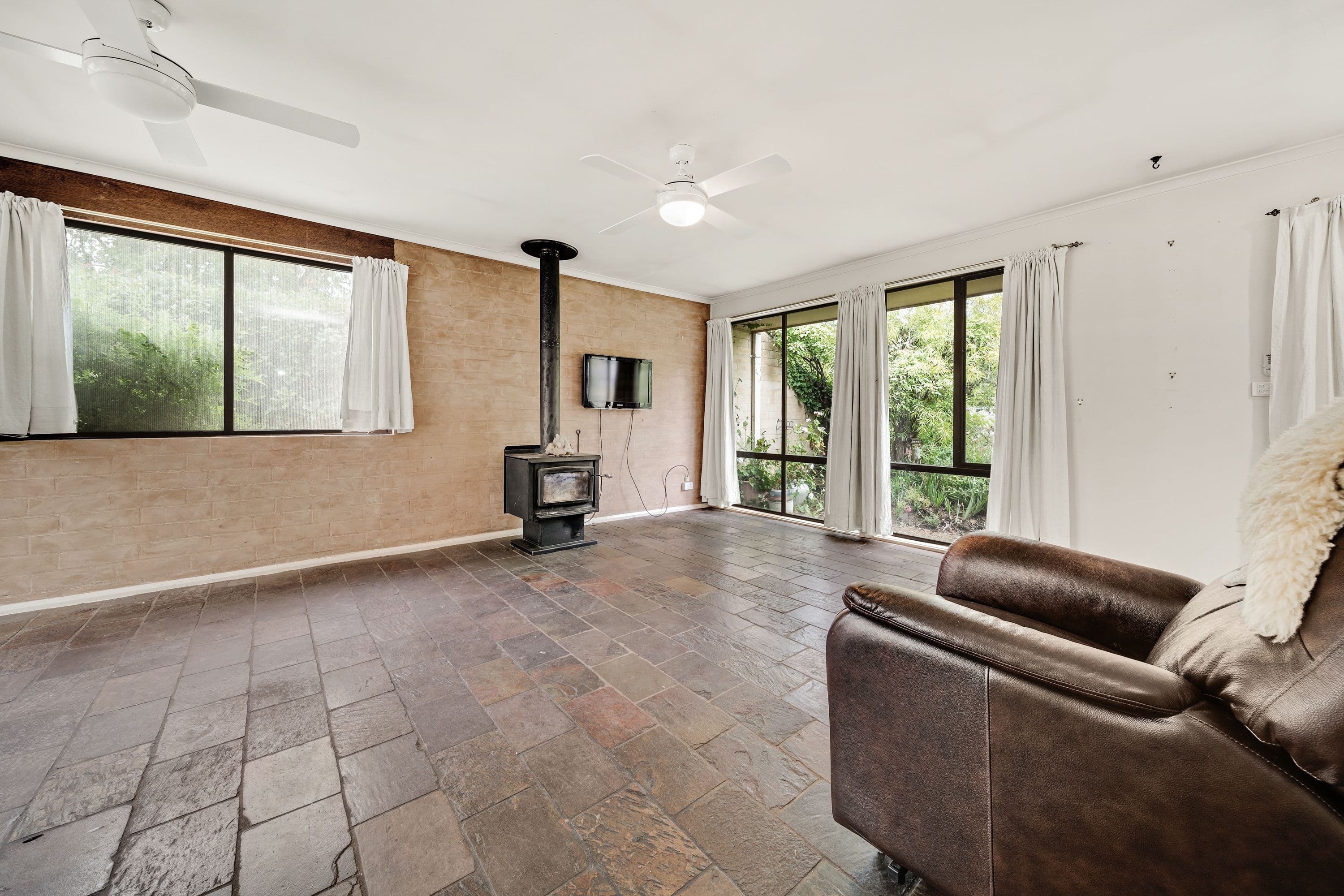 9 Dore Court, Evatt ACT 2617, Evatt - Thumbnail 3