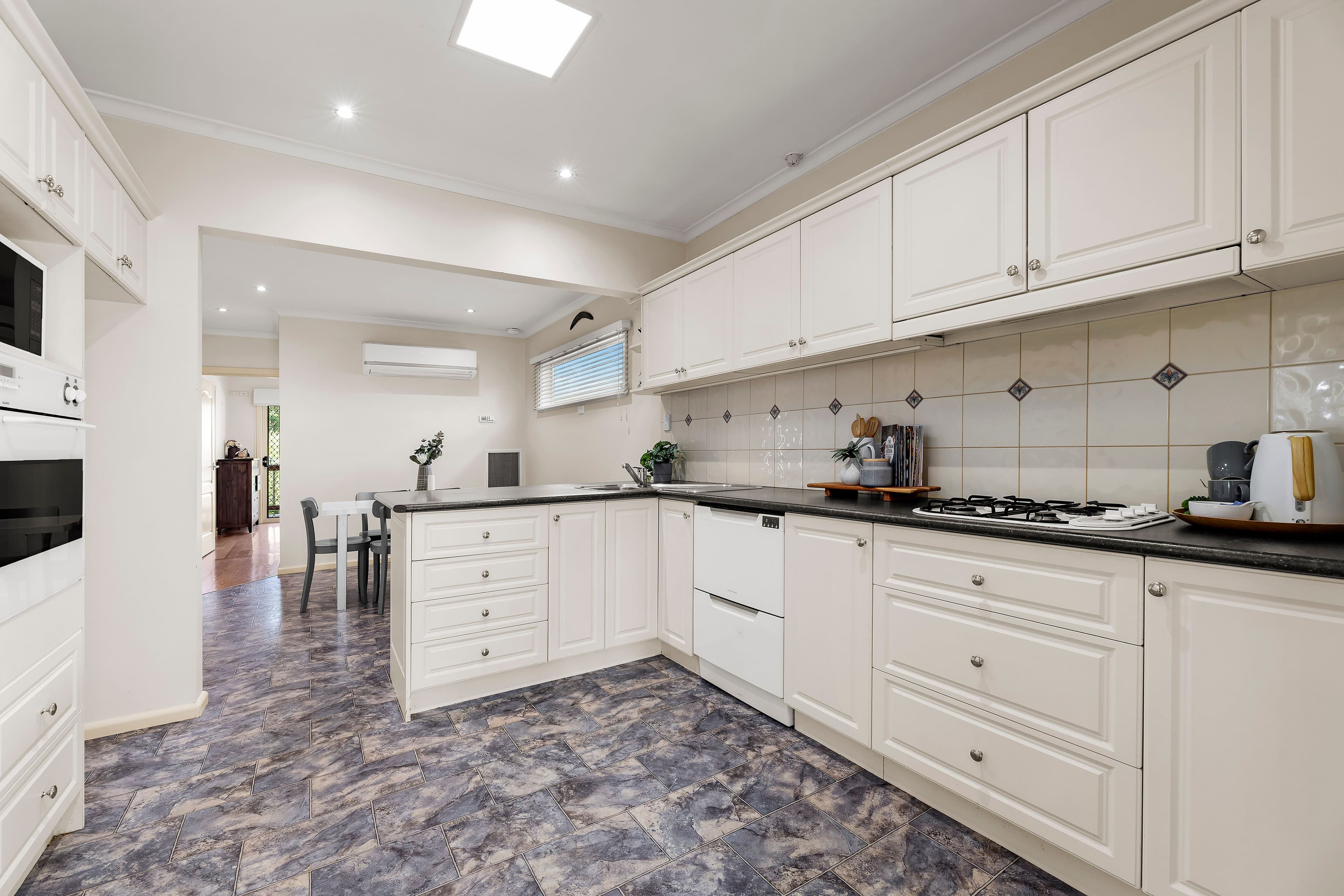 12 Hilda Avenue, Boronia VIC 3155, Boronia - Thumbnail 4