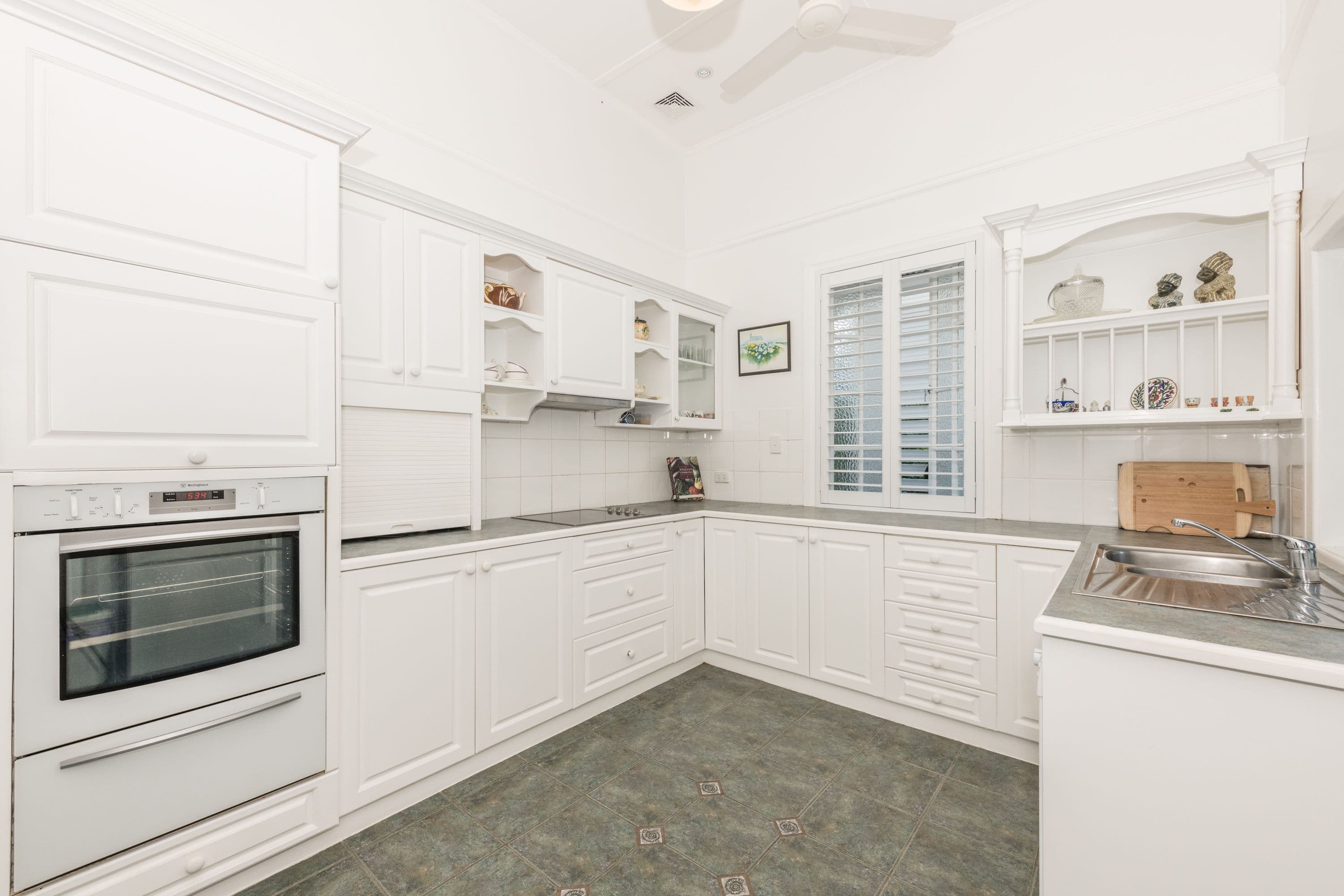 10 Chapman Street, Mysterton QLD 4812, Mysterton - Thumbnail 4
