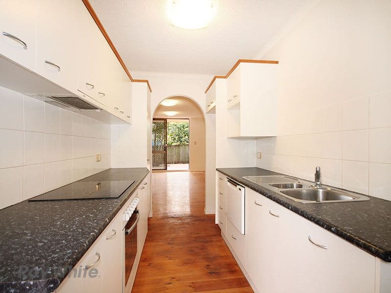 15 Waverley Road, TARINGA QLD 4068, Taringa - Image 1