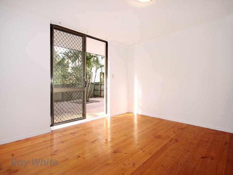 15 Waverley Road, TARINGA QLD 4068, Taringa - Thumbnail 5