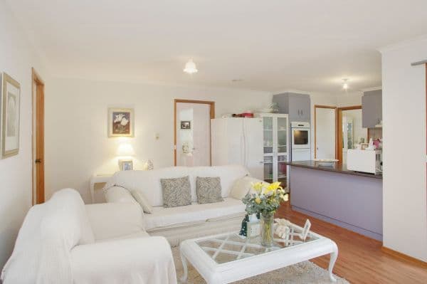 12 Winchester Court, CORIO VIC 3214, Corio - Thumbnail 3