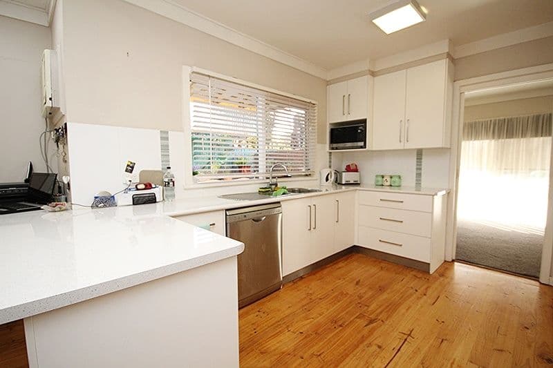 39 Alexander Avenue, Horsham VIC 3400, Horsham - Thumbnail 4