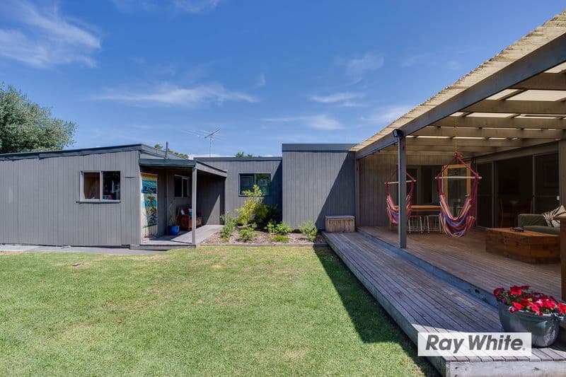 7 Wilkinson Street, Tootgarook VIC 3941, Tootgarook - Thumbnail 3