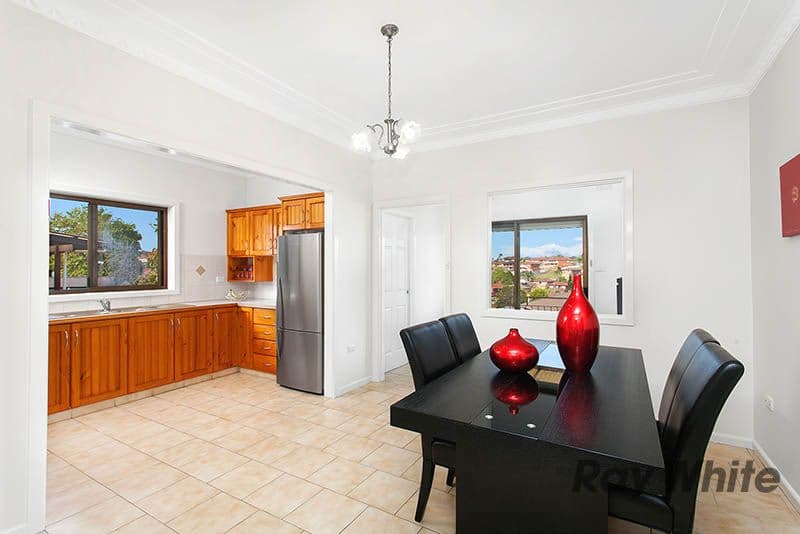 63 Weringa Avenue, LAKE HEIGHTS NSW 2502, Lake Heights - Thumbnail 3