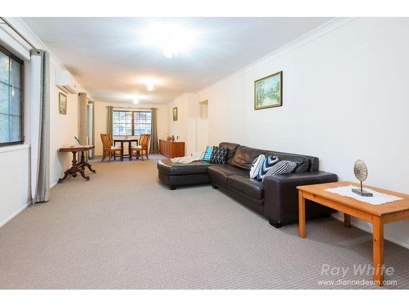 73 Brodie Street, Holland Park West QLD 4121, Holland Park West - Thumbnail 4