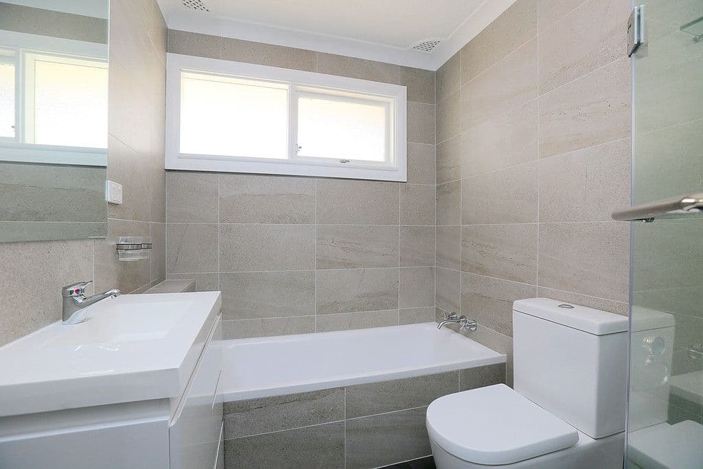 11 Baxter Road, Bass Hill - Thumbnail 7