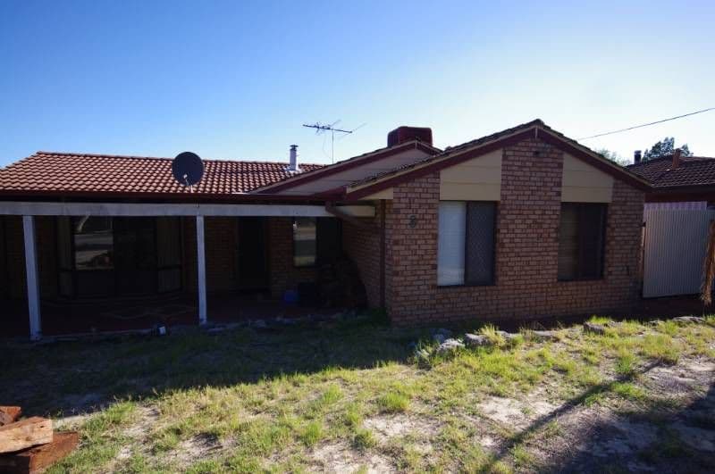 8 Laythorne Street, NOLLAMARA WA 6061, Nollamara - Thumbnail 2