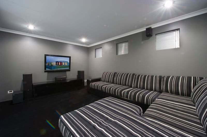 20 Yellowwood Avenue, PIARA WATERS WA 6112, Piara Waters - Thumbnail 3