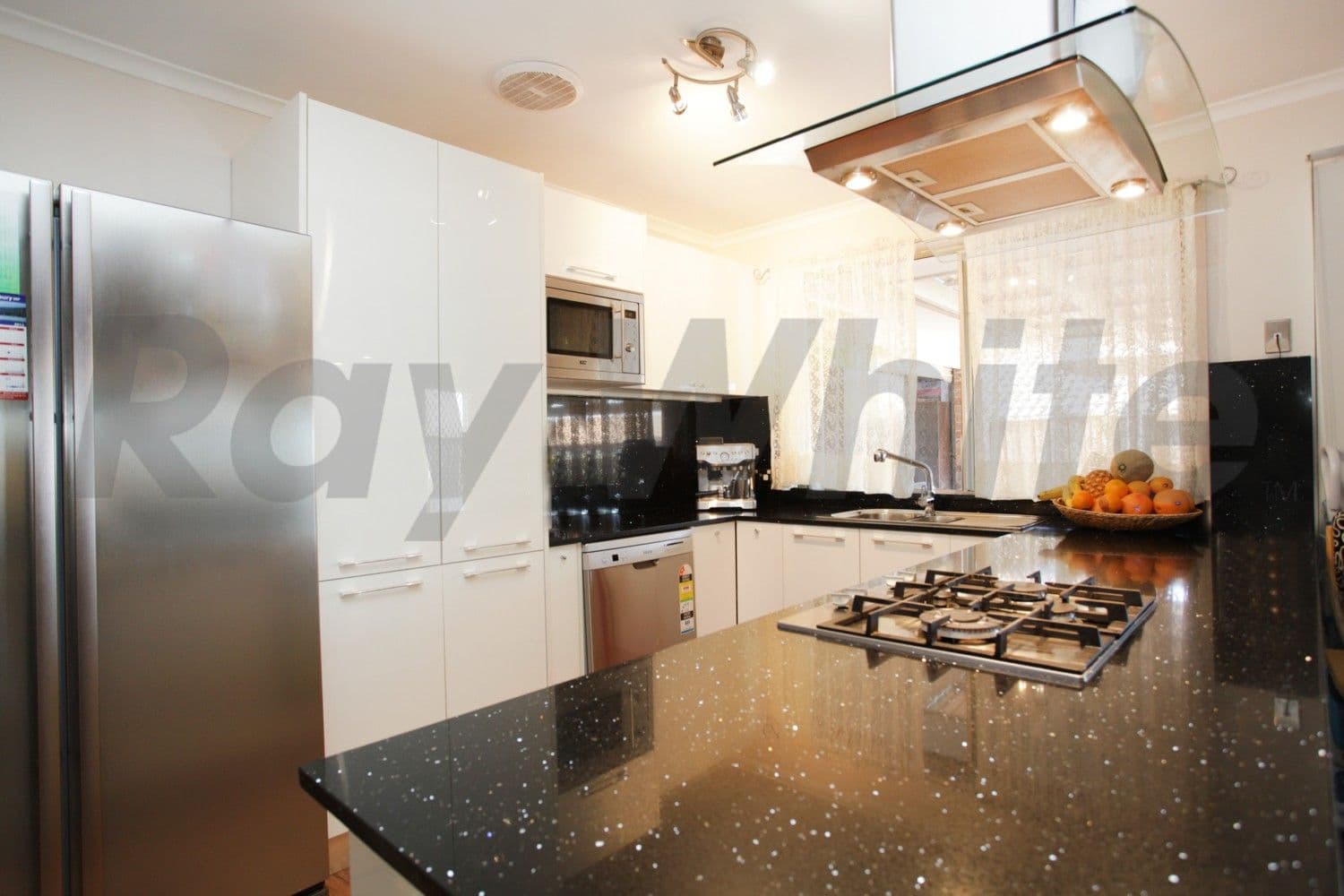 8 Dillwynia Drive, GLENMORE PARK NSW 2745, Glenmore Park - Thumbnail 3